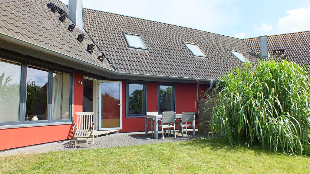 Rotes Haus Villa Brook Bagian luar foto